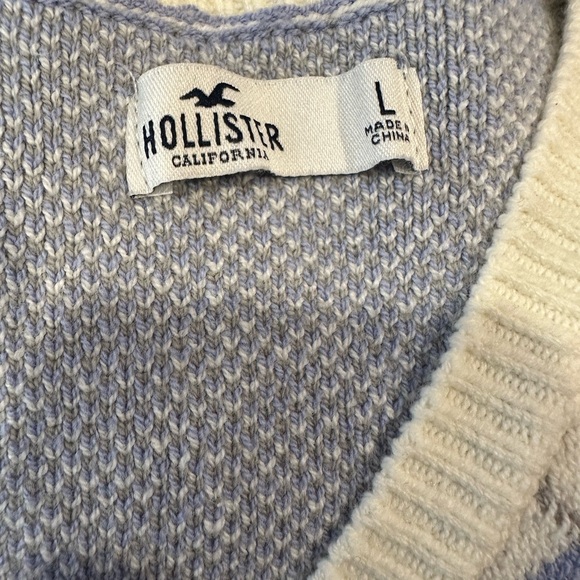 Hollister Blue and White Argyle Sweater Vest - Picture 3 of 3